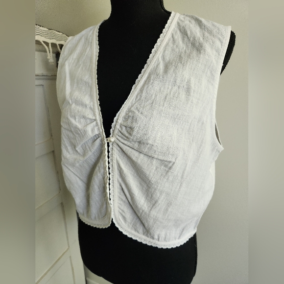 NWT RHYTHM VEST - Picture 3 of 8